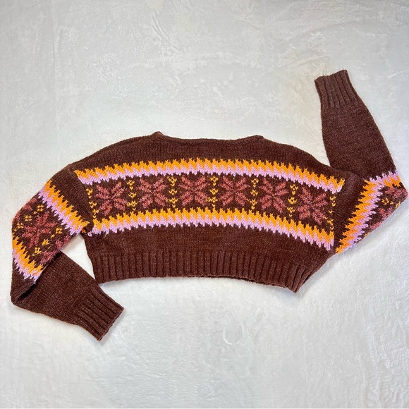 Urban Outfitters Cropped Sweater Women Size M Brown Pink Yellow FairIsle NWOT - Picture 3 of 11
